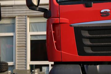 �й����� �ǵ¿�SITRAK C7H�ؿ� 400���� 6X4����������(����)(ZZ5356V524MF1)ͼƬ