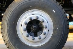 福田 欧曼GTL 质享版 440马力 8X4 5.4米LNG自卸车(国六)(BJ3319L6GML-01)