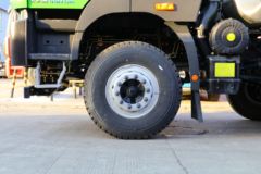 福田 欧曼GTL 质享版 440马力 8X4 5.4米LNG自卸车(国六)(BJ3319L6GML-01)