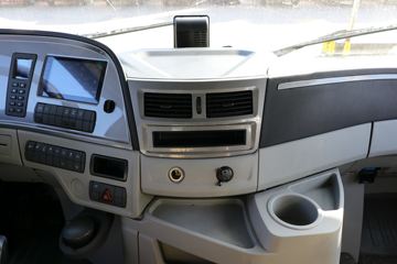 ���� ŷ��EST 580���� 6X4 AMT�Զ���ǣ����(����)(����A13)(BJ4259Y6DHL-12)ͼƬ