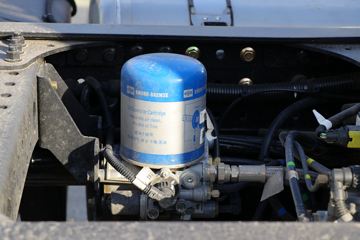 ���� ŷ��EST 580���� 6X4 AMT�Զ���ǣ����(����)(����A13)(BJ4259Y6DHL-12)ͼƬ