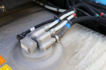 ���� ŷ��EST 580���� 6X4 AMT�Զ���ǣ����(����)(����A13)(BJ4259Y6DHL-12)ͼƬ