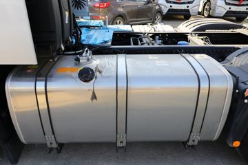 ���� ŷ��EST 580���� 6X4 AMT�Զ���ǣ����(����)(����A13)(BJ4259Y6DHL-12)ͼƬ