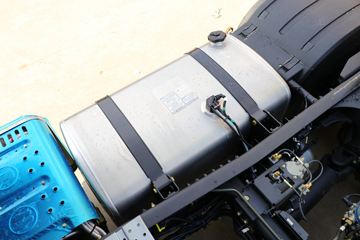 һ J6Vؿ 560 6X4ǣ()(ƽذʻ)(CA4250P66K25T1E6)ͼƬ