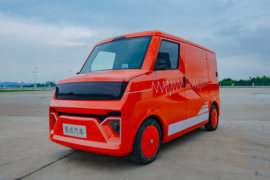 F101&nbsp;电动封闭厢货外观图片