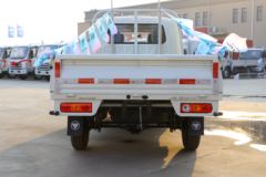 福田 祥菱M1 豪华型 1.2L 91马力 汽油 2.3米双排栏板微卡(国六)(后单胎)