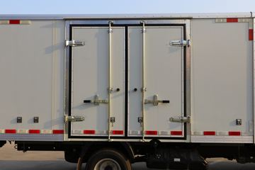 ���� ����V3 1.6L 122���� 3.7�׵�����ʽ΢��(����)(BJ5030XXY5JV7-32)ͼƬ