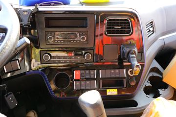 �ൺ��� ��V�ؿ� 2.0�� 350���� 8X4 6.5����ж��(CA3311P1K15L4T4E6A80)ͼƬ