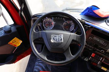 �ൺ��� ��V�ؿ� 2.0�� 350���� 8X4 6.5����ж��(CA3311P1K15L4T4E6A80)ͼƬ