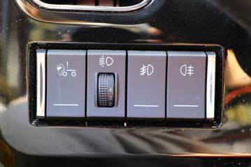 �ൺ��� ��V�ؿ� 2.0�� 350���� 8X4 6.5����ж��(CA3311P1K15L4T4E6A80)ͼƬ