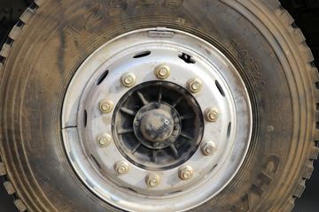 �ൺ��� ��V�ؿ� 2.0�� 350���� 8X4 6.5����ж��(CA3311P1K15L4T4E6A80)ͼƬ