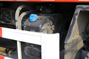 �ൺ��� ��V�ؿ� 2.0�� 350���� 8X4 6.5����ж��(CA3311P1K15L4T4E6A80)ͼƬ