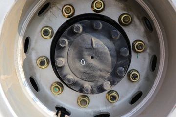 �ൺ��� ��V�ؿ� 2.0�� 350���� 8X4 6.5����ж��(CA3311P1K15L4T4E6A80)ͼƬ