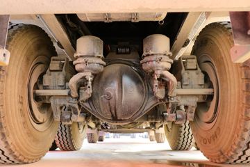 �ൺ��� ��V�ؿ� 2.0�� 350���� 8X4 6.5����ж��(CA3311P1K15L4T4E6A80)ͼƬ