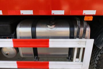 �ൺ��� ��V�ؿ� 2.0�� 350���� 8X4 6.5����ж��(CA3311P1K15L4T4E6A80)ͼƬ