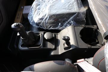 �ൺ��� JK6�п� 260���� 4X2 9.75����ʽ�ػ���(����)ͼƬ