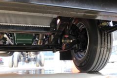 青岛解放 JK6中卡 260马力 4X2 9.75米厢式载货车(国六)(CA5181XXYP28K2L8E6A80)