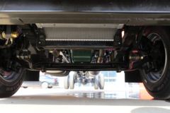 青岛解放 JK6中卡 260马力 4X2 9.75米厢式载货车(国六)(CA5181XXYP28K2L8E6A80)