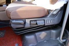 青岛解放 JH6重卡 领航版2.0 460马力 8X4 9.4米仓栅式载货车(国六)(CA5310CCYP25K15L7T4E6A80)