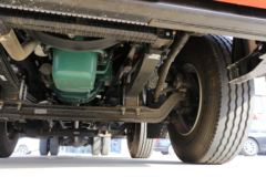 青岛解放 悍V2.0重卡 260马力 6X2 9.5米栏板载货车(国六)(CA1250P1K2L7T3E6A80)