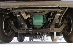 青岛解放 悍V2.0重卡 260马力 6X2 9.5米栏板载货车(国六)(CA1250P1K2L7T3E6A80)