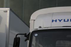 现代商用车 泓图EV 4.5T 4.14米单排纯电动仓栅运输车(CHM5042CCYZDC33BEV)89kWh