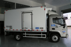 现代商用车 盛图 150马力 4X2 4.05米自动挡冷藏车(国六)(CHM5041XLCGDC33T)