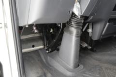 现代商用车 盛图 150马力 4X2 4.05米自动挡冷藏车(国六)(CHM5041XLCGDC33T)