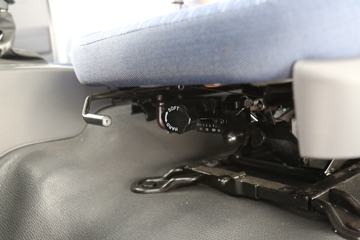 �ִ����ó� ʢͼ 150���� 4X2 4.05���Զ�����س�(����)(CHM5041XLCGDC33T)ͼƬ