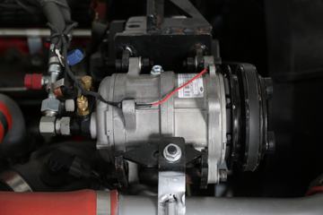 �ִ����ó� ʢͼ 150���� 4X2 4.05���Զ�����س�(����)(CHM5041XLCGDC33T)ͼƬ