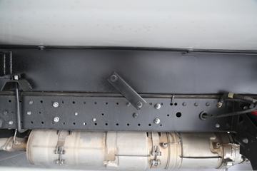 �ִ����ó� ʢͼ 150���� 4X2 4.05���Զ�����س�(����)(CHM5041XLCGDC33T)ͼƬ