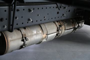 �ִ����ó� ʢͼ 150���� 4X2 4.05���Զ�����س�(����)(CHM5041XLCGDC33T)ͼƬ