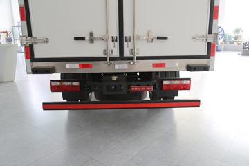 �ִ����ó� ʢͼ 150���� 4X2 4.05���Զ�����س�(����)(CHM5041XLCGDC33T)ͼƬ