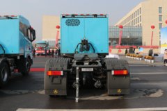 三一重卡 EV-490 6X4 纯电动牵引车