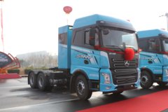 三一重卡 EV-490 6X4 纯电动牵引车