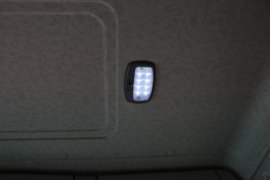 EV-490&nbsp;电动牵引车驾驶室图片