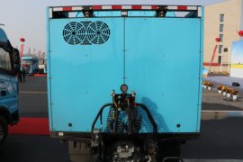 EV-490&nbsp;电动牵引车底盘图片