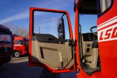 陕汽重卡 德龙L5000 240马力 4X2 6.8米仓栅式载货车(国六)(SX5189CCYLA501F2)