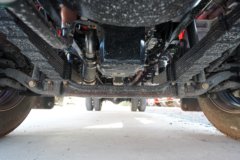 陕汽重卡 德龙L5000 240马力 4X2 6.8米仓栅式载货车(国六)(SX5189CCYLA501F2)