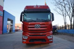 一汽解放 J7重卡 560马力 6X4 牵引车(国六)(CA4250P77K25T1E6)