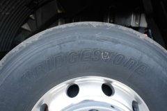 一汽解放 J7重卡 560马力 6X4 牵引车(国六)(CA4250P77K25T1E6)
