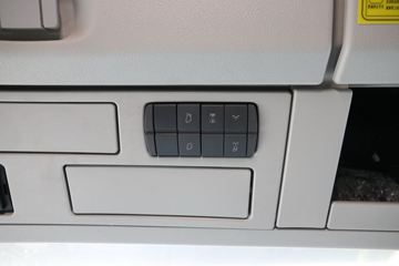 ���� ŷ��EST 580���� 6X4 �Զ���ǣ����(����)ͼƬ