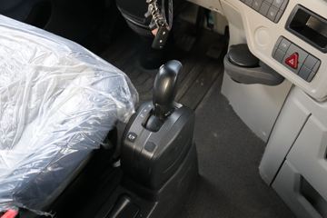 ���� ŷ��EST 580���� 6X4 �Զ���ǣ����(����)ͼƬ