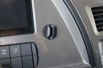 ���� ŷ��EST 580���� 6X4 �Զ���ǣ����(����)ͼƬ