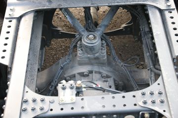 ���� ŷ��EST 580���� 6X4 �Զ���ǣ����(����)ͼƬ