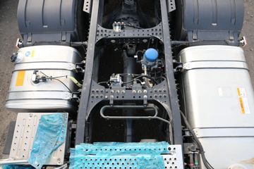 ���� ŷ��EST 580���� 6X4 �Զ���ǣ����(����)ͼƬ