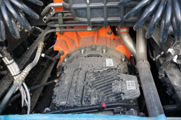 ���� ŷ��EST 580���� 6X4 �Զ���ǣ����(����)ͼƬ