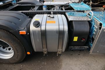 ���� ŷ��EST 580���� 6X4 �Զ���ǣ����(����)ͼƬ