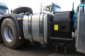 ���� ŷ��EST 580���� 6X4 �Զ���ǣ����(����)ͼƬ