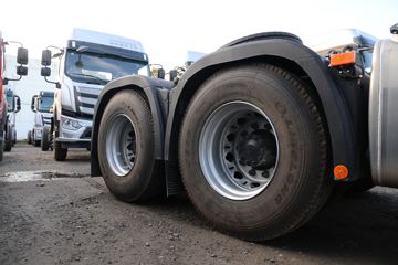 ���� ŷ��EST 580���� 6X4 �Զ���ǣ����(����)ͼƬ